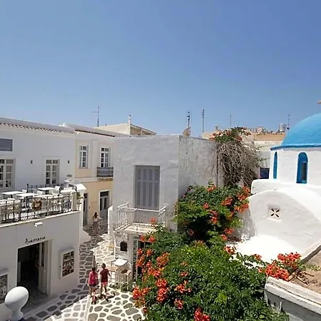Hotell Dina Páros